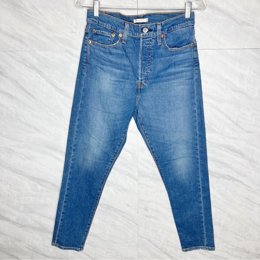 Levi’s Wedgie Skinny Jeans 29